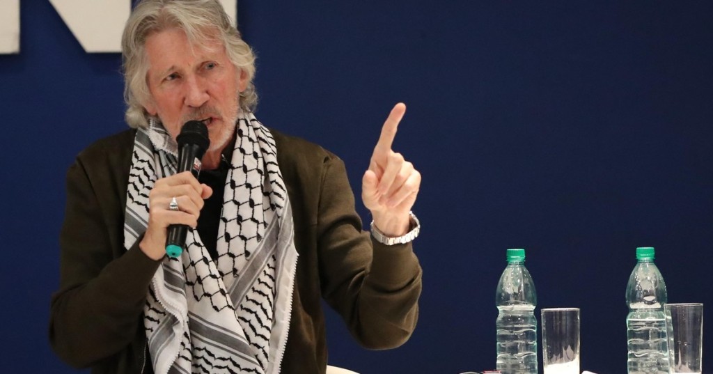 Acusan a Roger Waters de dar un mensaje antisemita con el cerdo de Pink Floyd