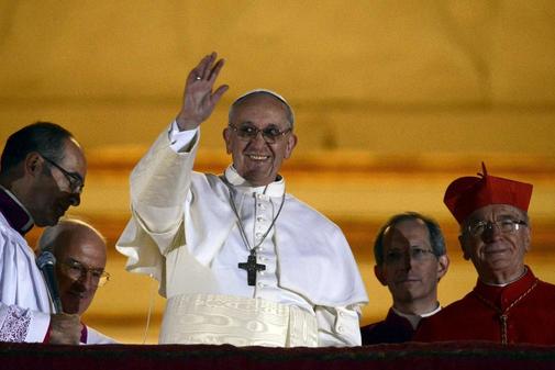 Las intrigas, cenas secretas y mentiras del cónclave en el que se eligió al Papa Francisco, al descubierto | Internacional